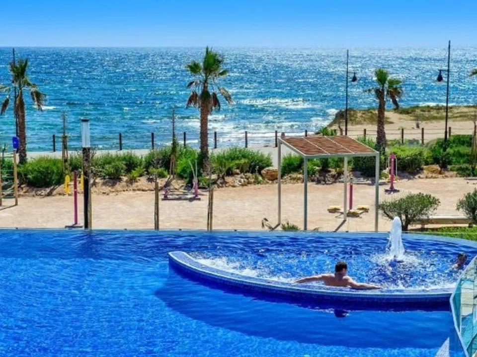 Apartment Deluxe Clara Sea Senses Torrevieja Exterior foto